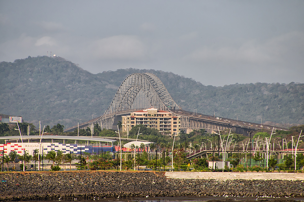 Puente de las Américas...