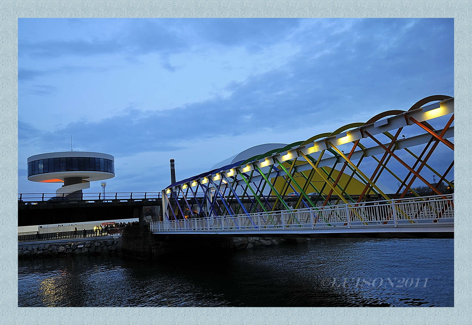 puente de san sebastian y niemeyer