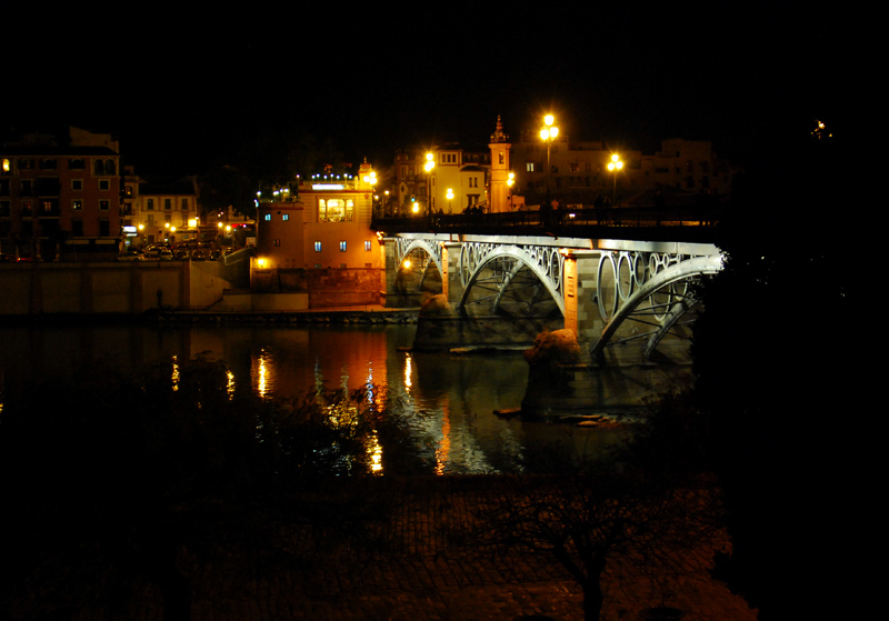 Puente de Triana, Sevilla.