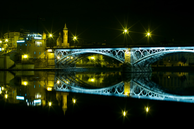 Puente de Triana (Sevilla)