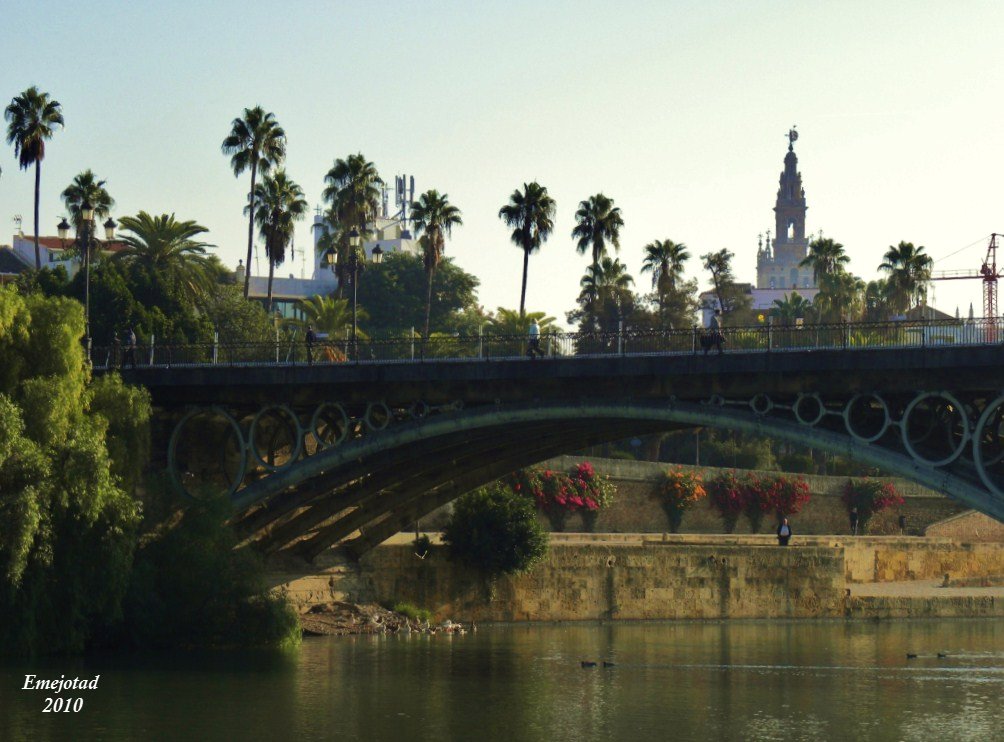 Puente de Triana Sevilla