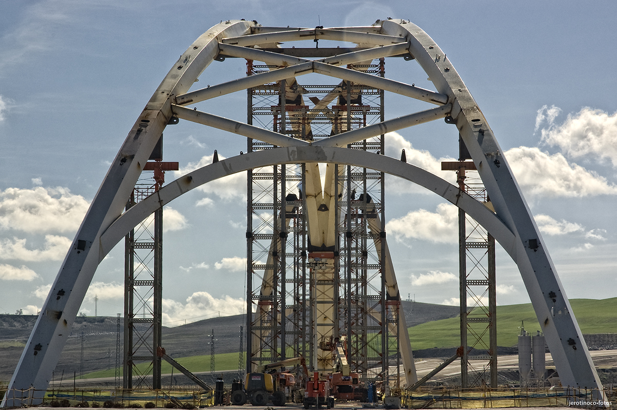 Puente en construccion