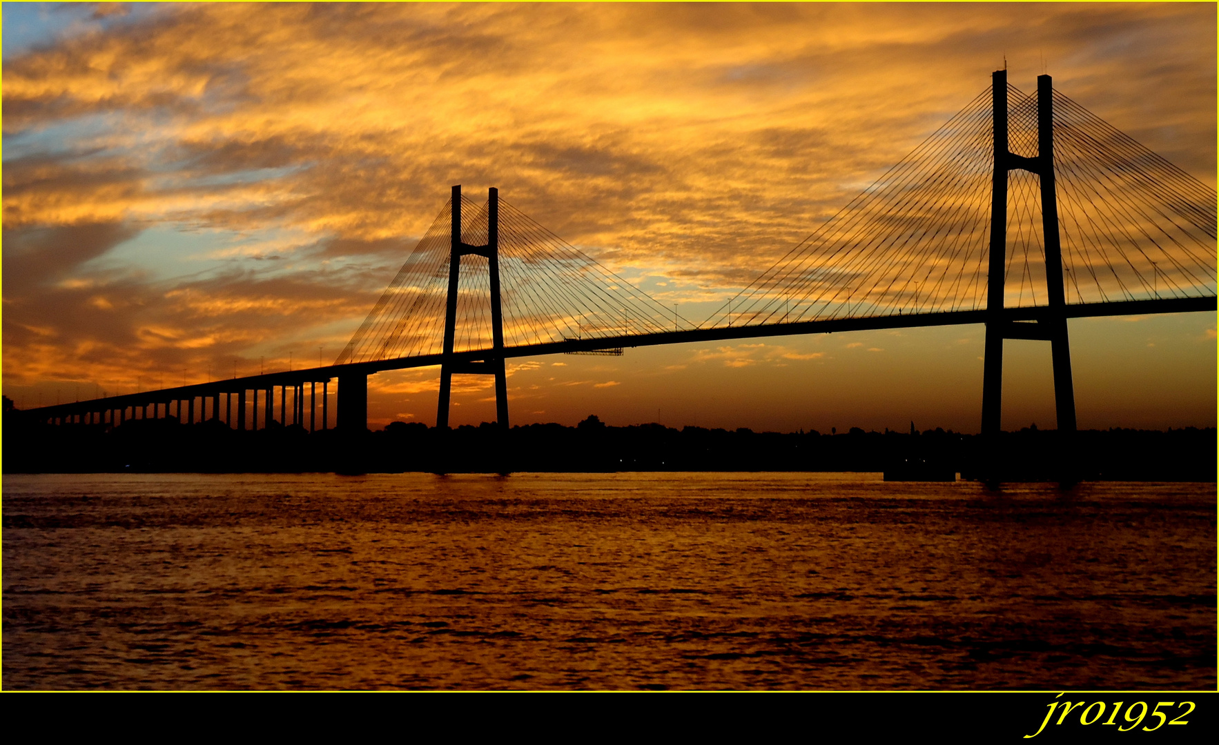 Puente Rosario Victoria