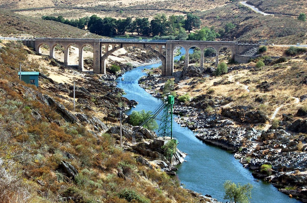 Puente sobre rio Agueda (Siega Verde)