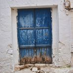 puerta azul