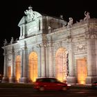 Puerta de Alcala at night