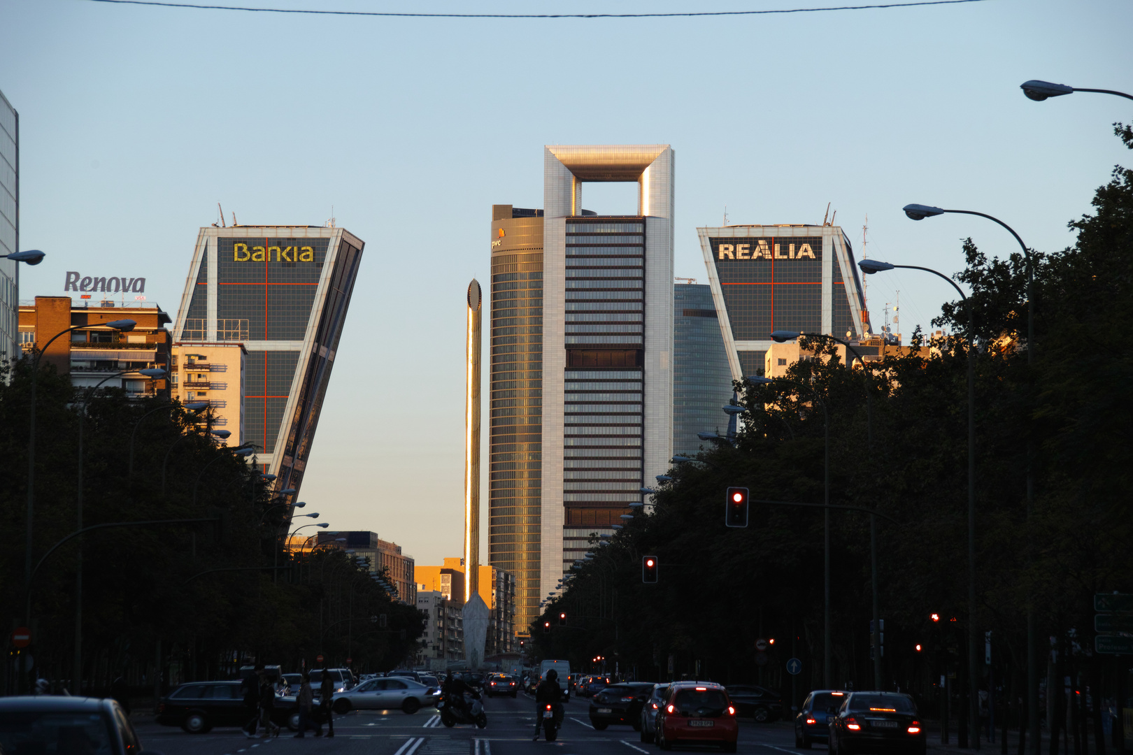 Puerta de Europa