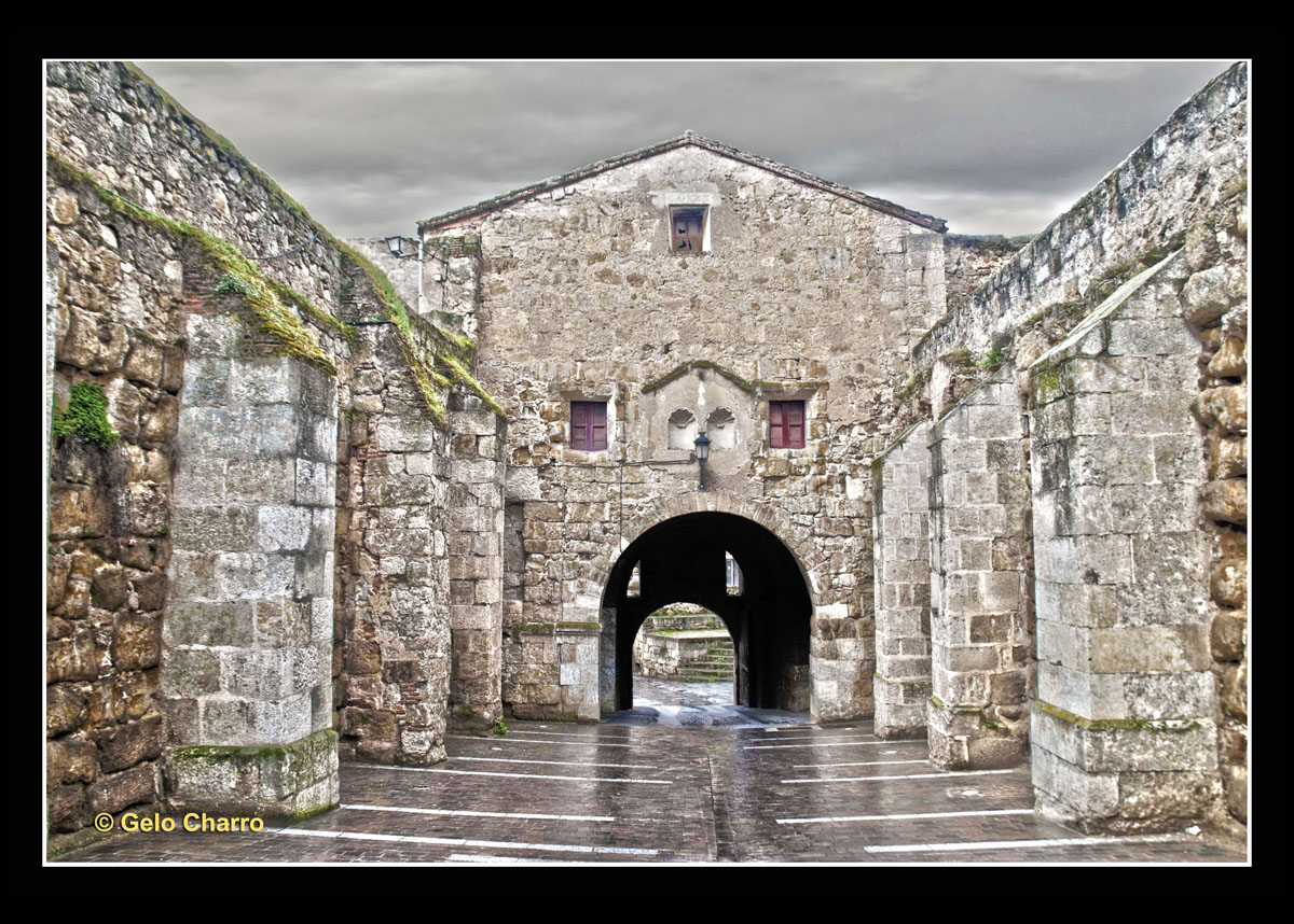 Puerta de La Colada