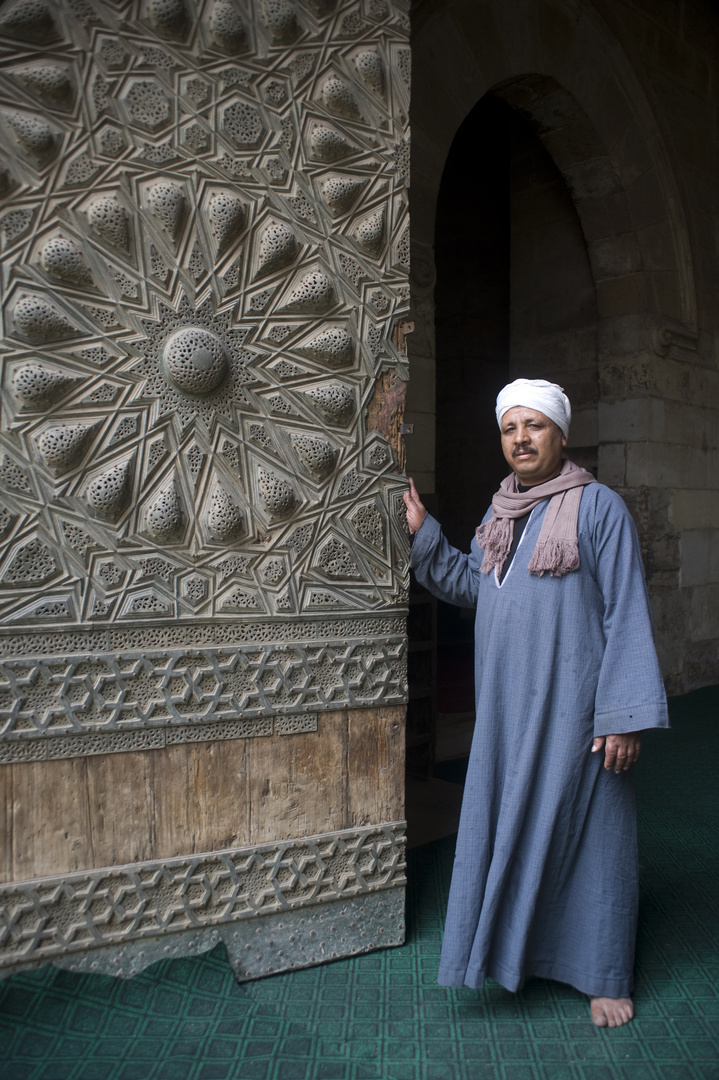 puerta de la mezquita -el cairo-