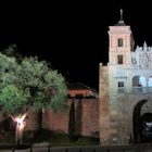 Puerta del Cambrón ist ein Tor in der Stadtmauer der spanischen Stadt Toledo 