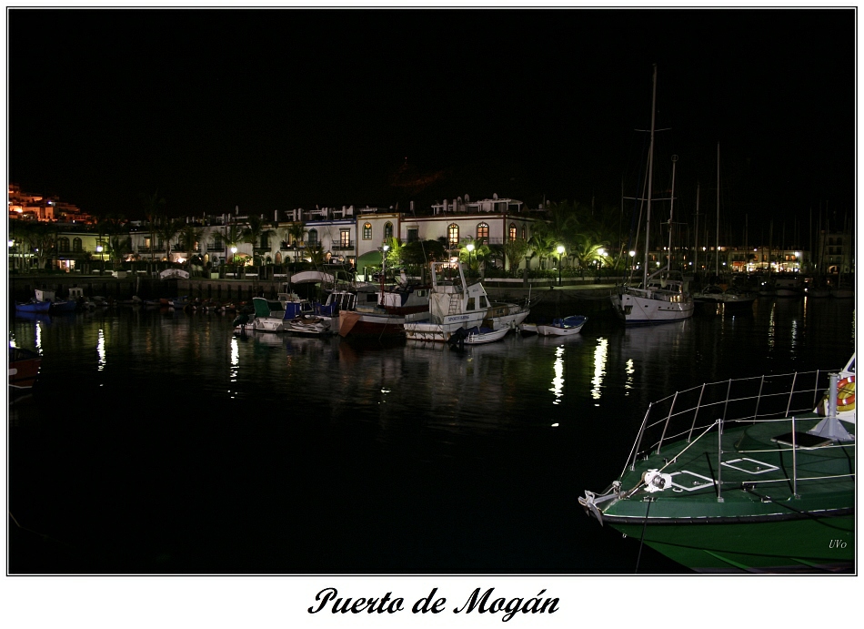 Puerto de Mogán durante la noche