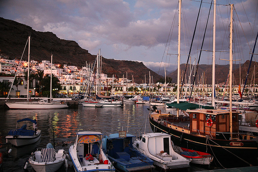 ~ Puerto de Mogán im Abendlicht ~