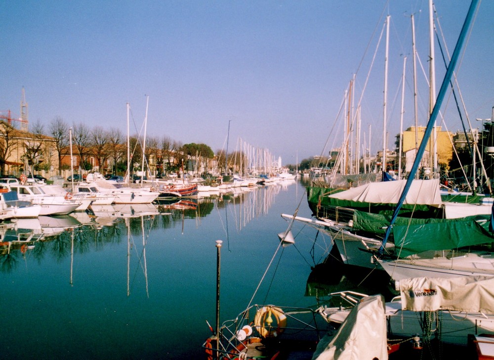 PUERTO DE RIMINI (ITALIA)