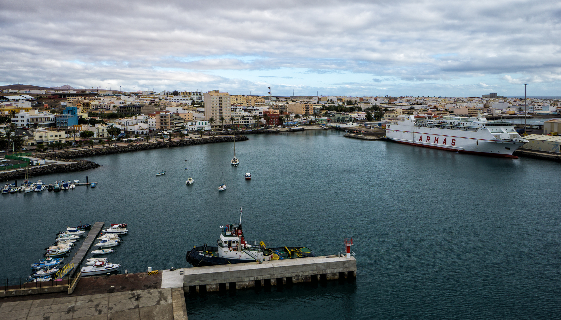 Puerto del Rosario am Morgen