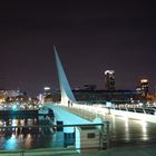 Puerto Madero, Puente de la mujer