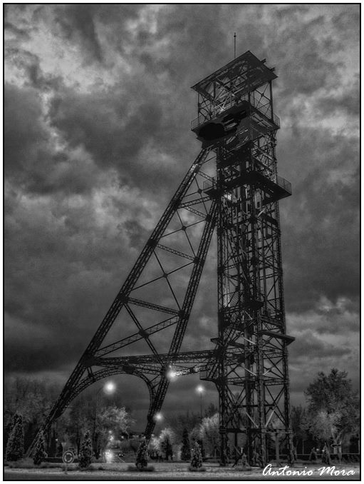 Puertollano. Castillete de una mina de carbón.