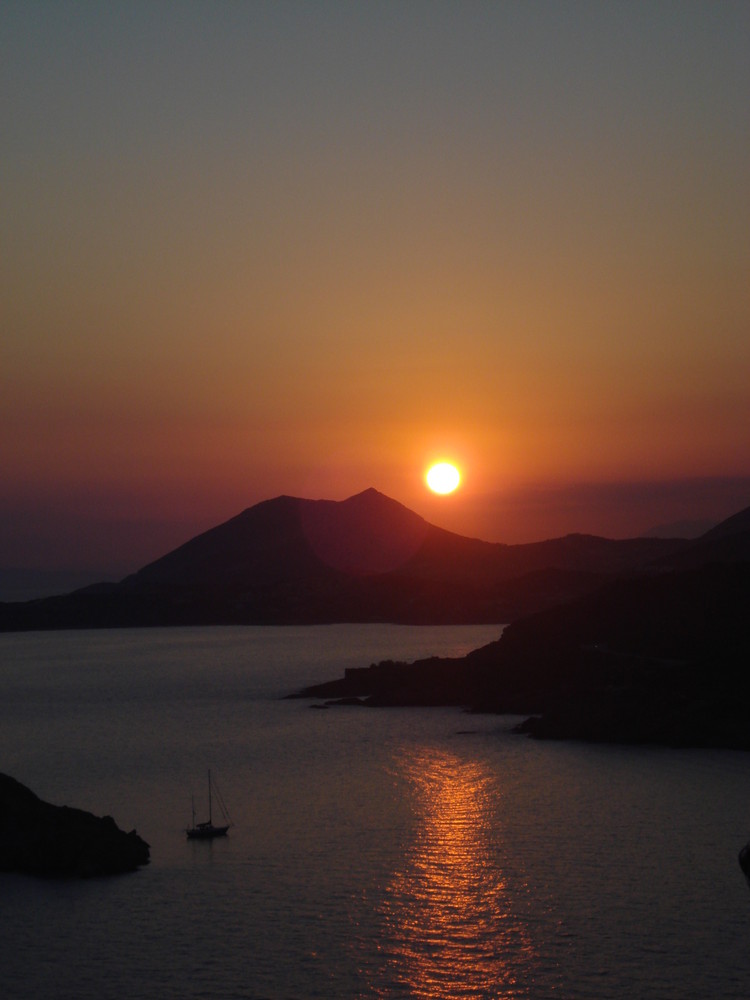 PUESTA DE SOL DESDE EL CABO SUNIO Y TEMPLO DE POSEIDON