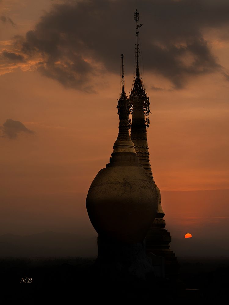 Puesta de sol en Birmania.