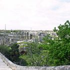Puglia - Äquadukt als Fußweg