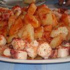 Pulpo a feira con patatitas gallegas