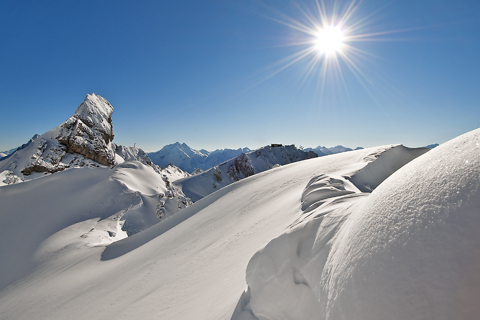 Pulverschnee und Sonnenschein