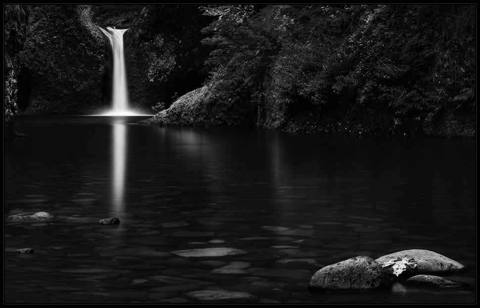 Punch Bowl Falls