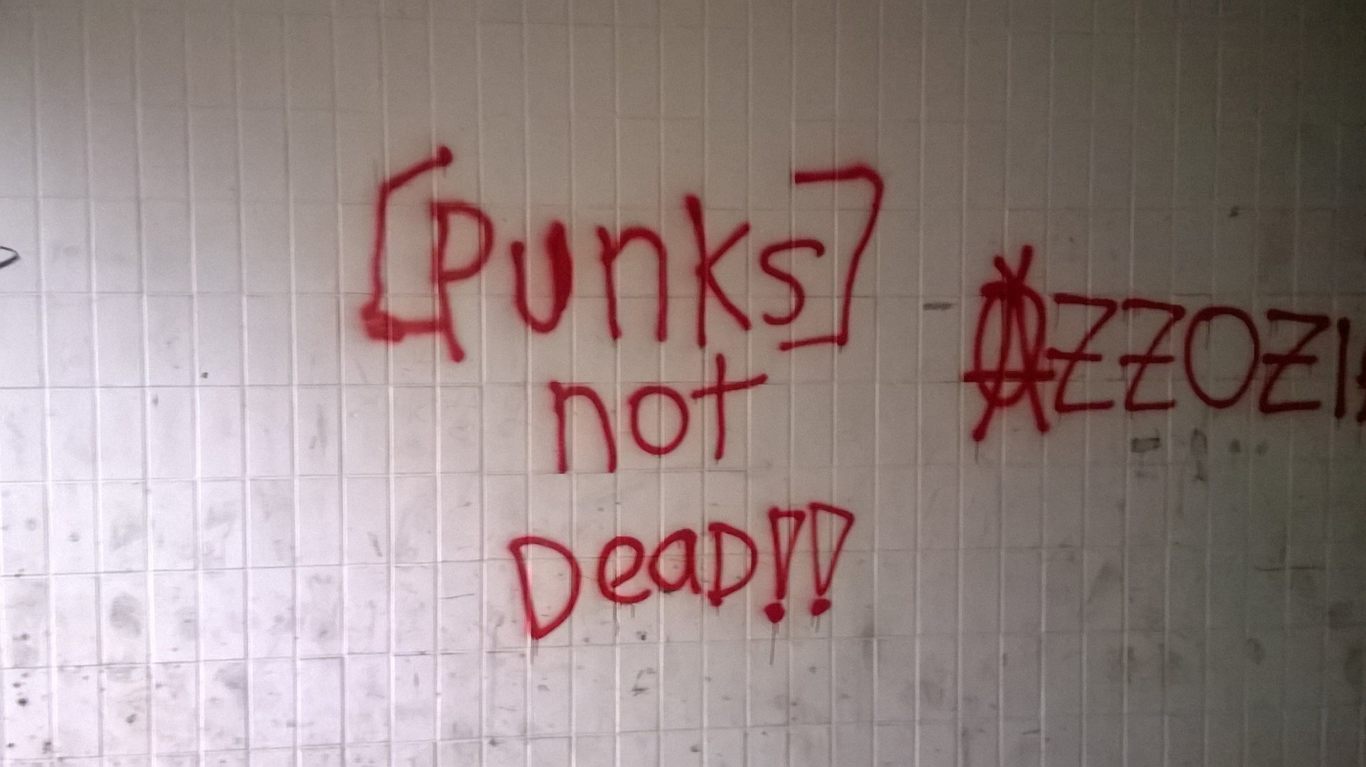 (Punks) not DeaD!!