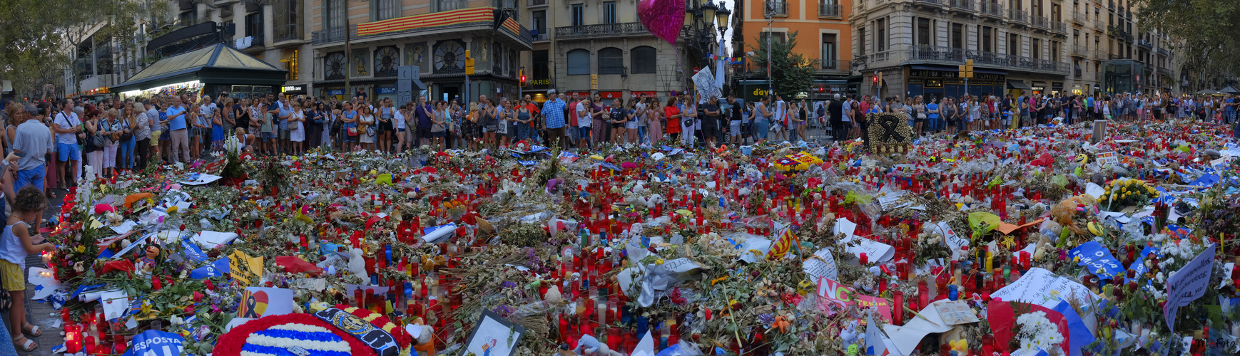 Punto cero ( Las Ramblas Barcelona 2017 08 17 )