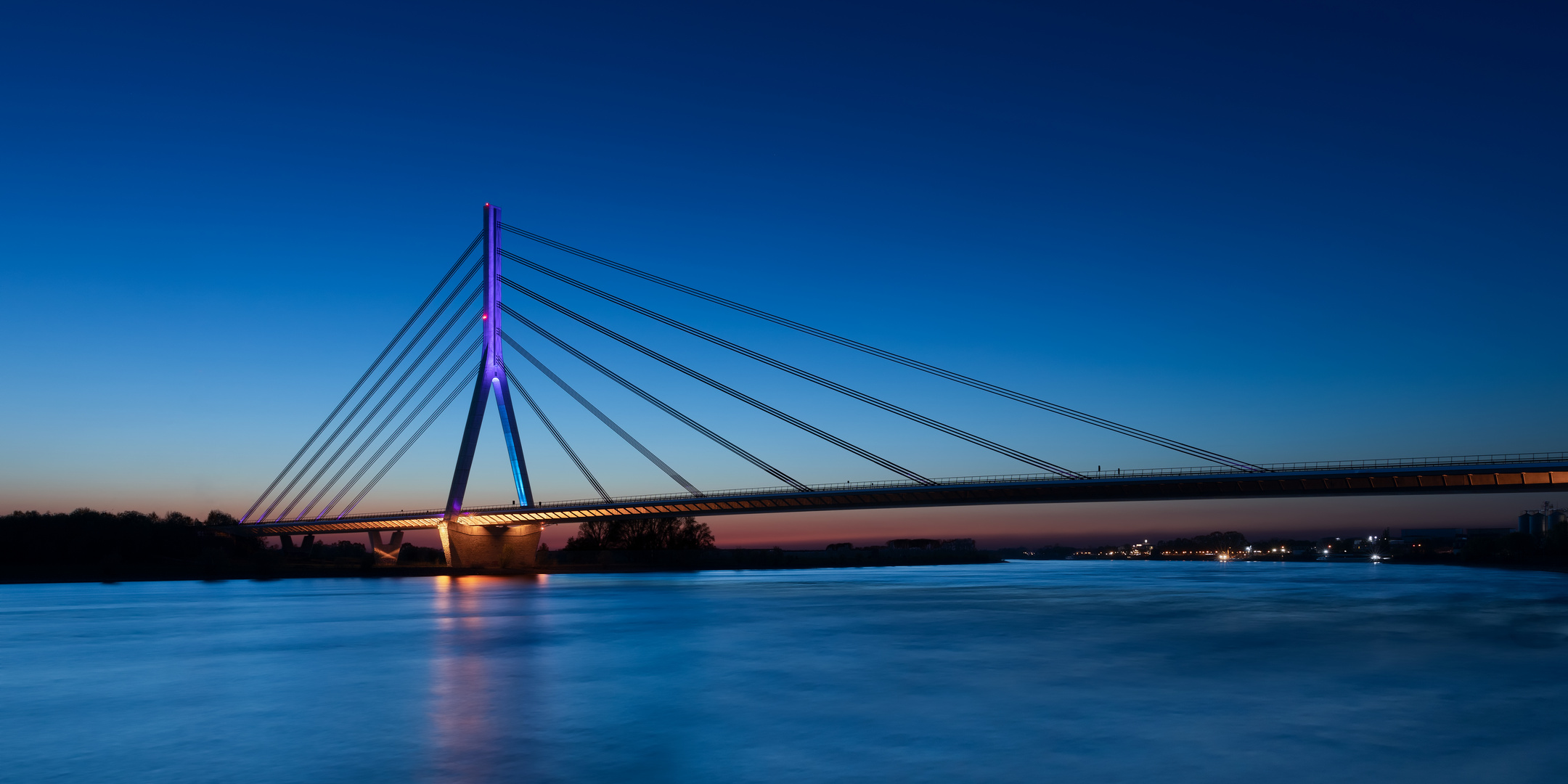 PUR III pano – Rheinbrücke Wesel