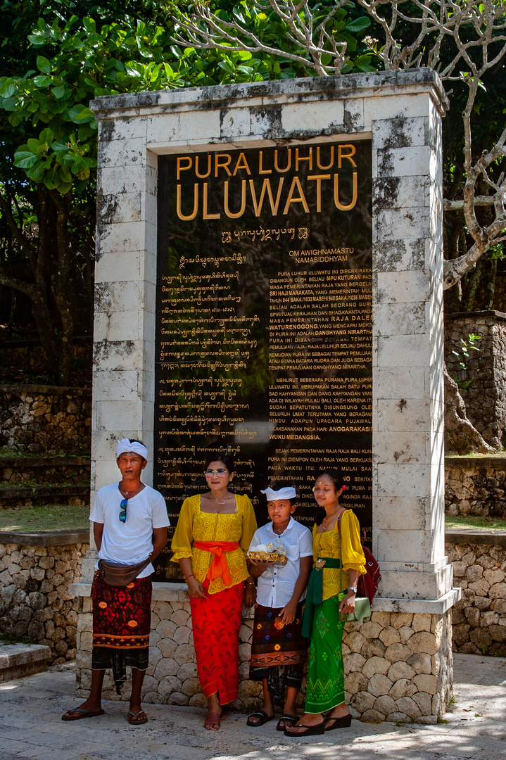 Pura Luhur Uluwatu signboard