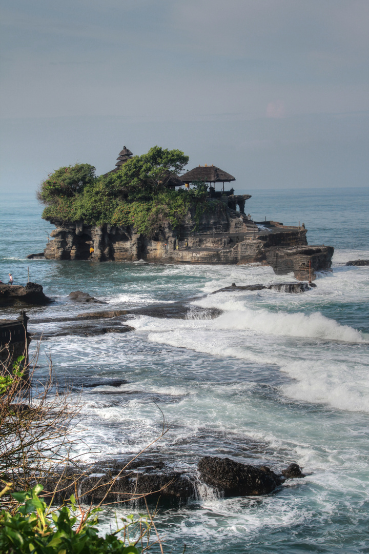 pura tanah lot