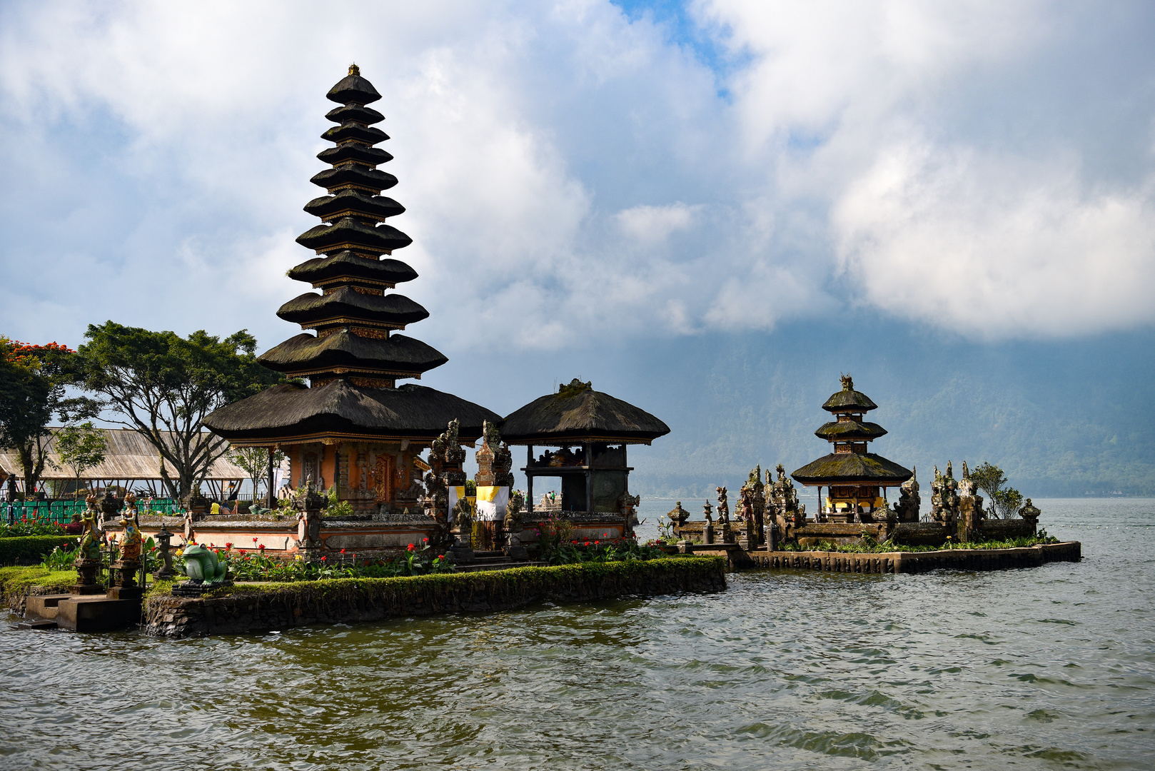 Pura Ulun Danu Bratan 01