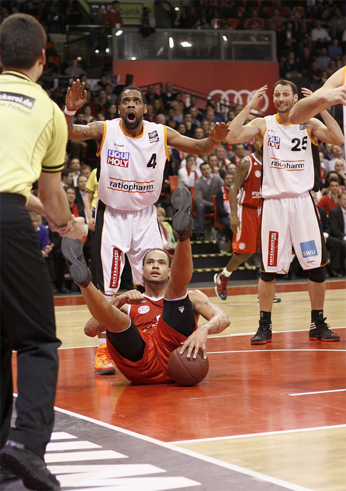 Pure Emotionen - FC Bayern Basketball Sieg im Krimi gegen Ulm