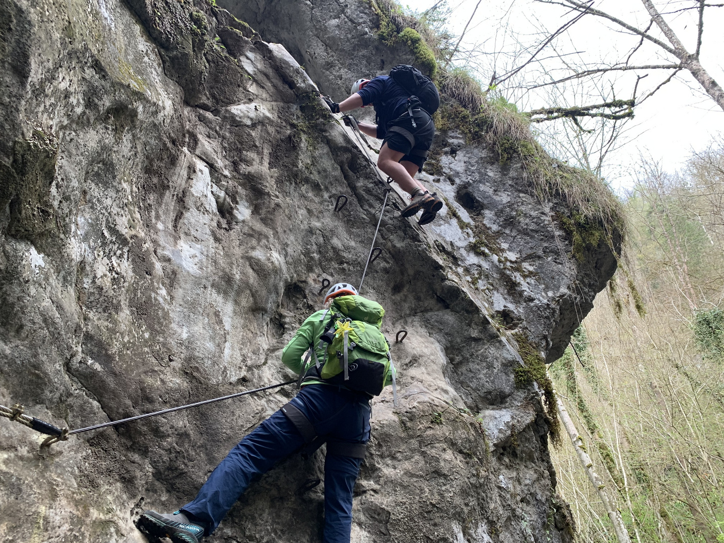 Purer Kletterspaß bei Casto in den Bergamasker Alpen....