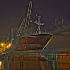 Purpel Beach an die Pier bei Nacht und Schnee