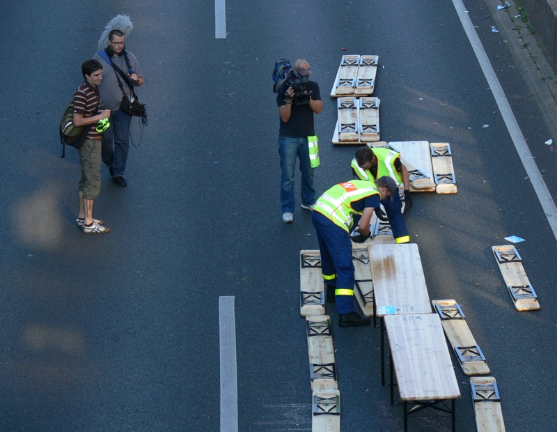 Puschel TV auf der A40?