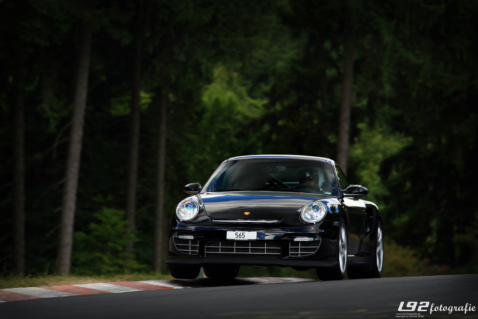 pushing hard -> Porsche GT2