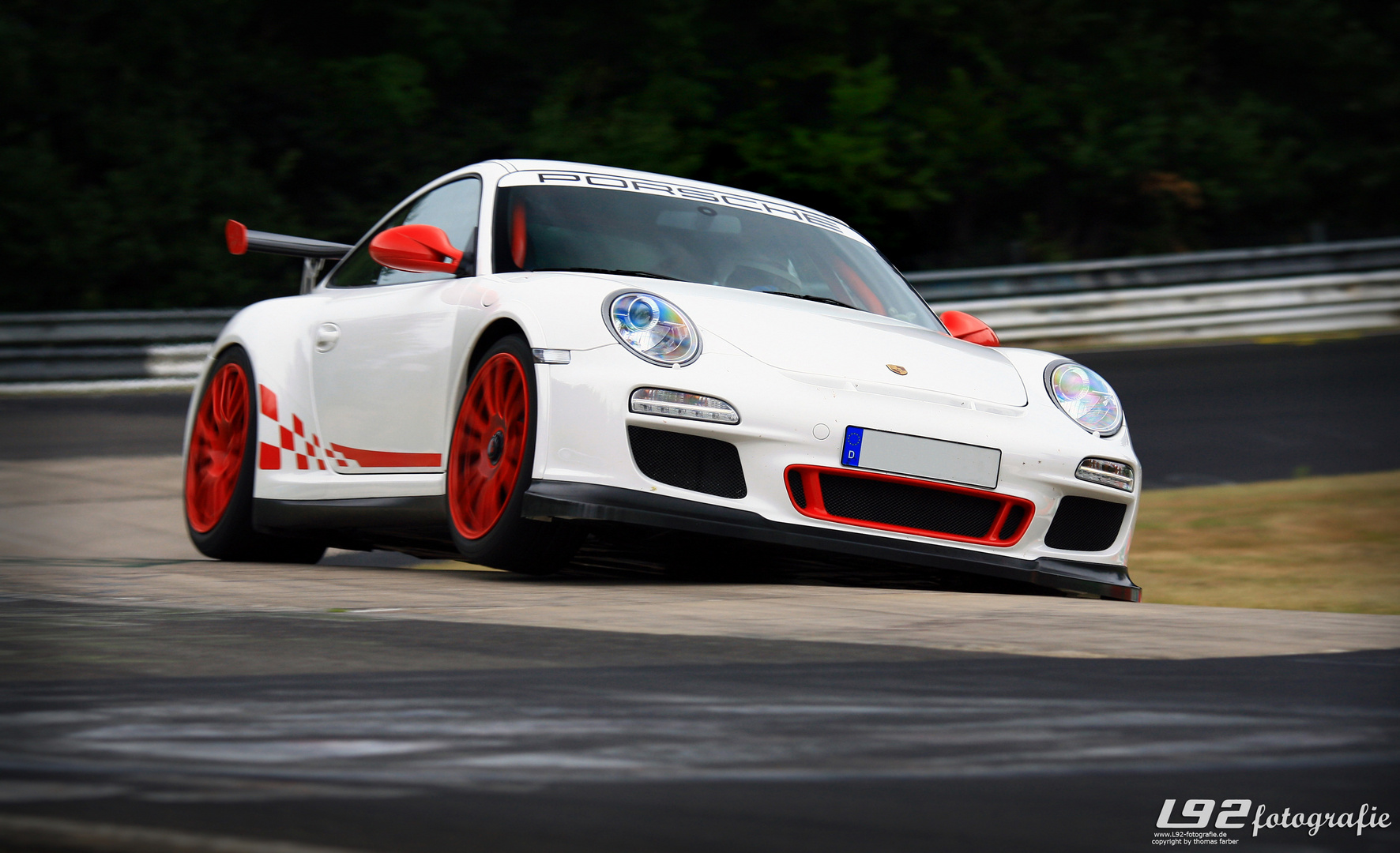 pushing hard -> Porsche GT3 RS