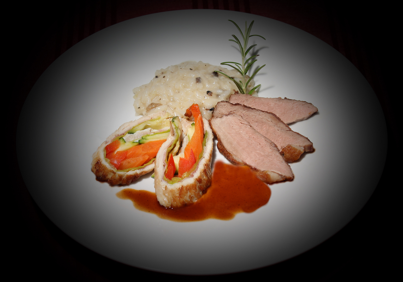 Puten-Involtini, Barberie-Entenbrust, Trüffel-Pilz Risotto, Marsalasauce