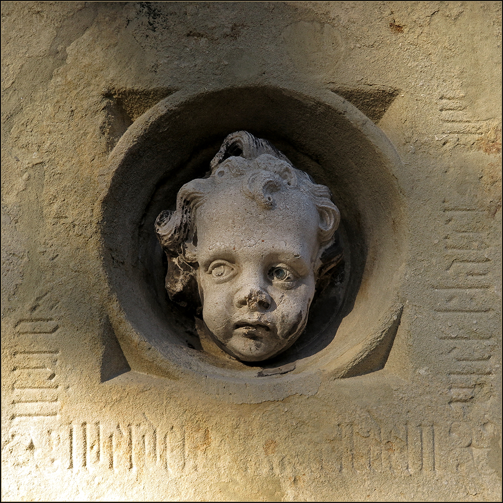 Putto - Brunnen - Königliche Villa - Regensburg