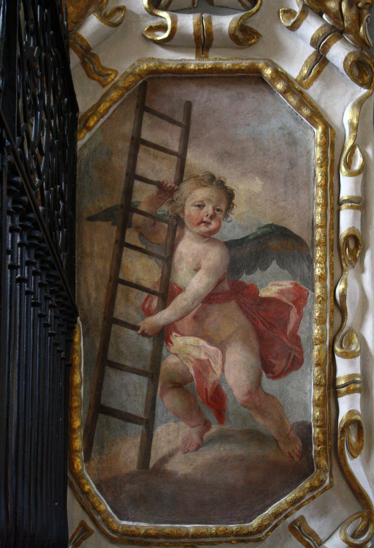 Putto mit Leiter