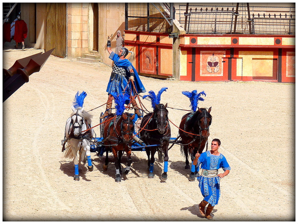 PUY DU FOU - 8 -