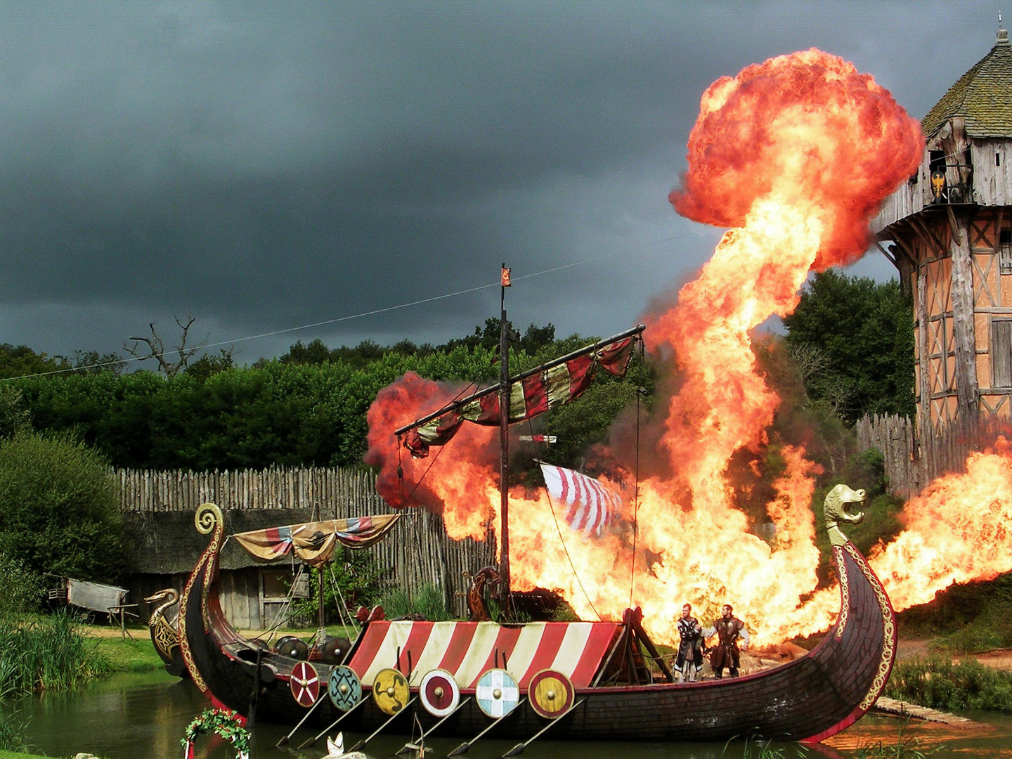 Nombre Visiteur Puy Du Fou Par Jour PUY DU FOU photo et image | arts de rue, poitou/charente, special