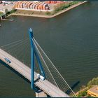 Pylon aus der Luft/Köhlbrandbrücke/Hamburg