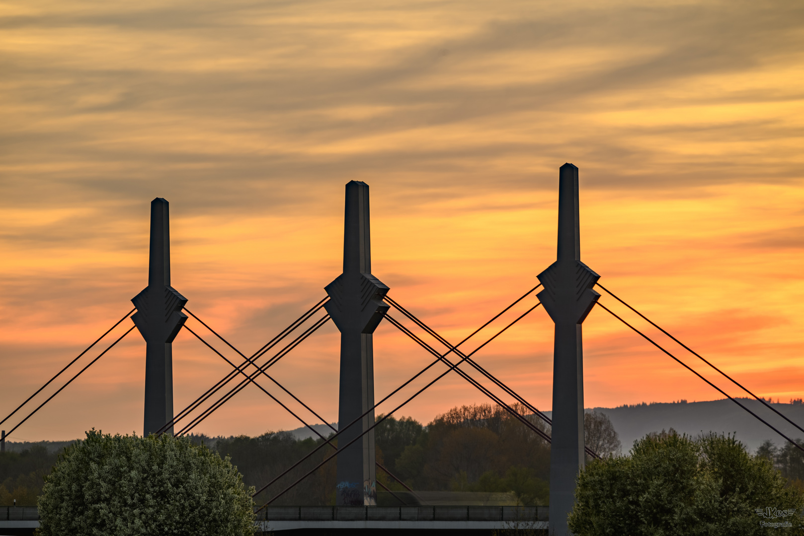 Pylonen.. / Pylones.. Foto & Bild architektur, straßen & brücken