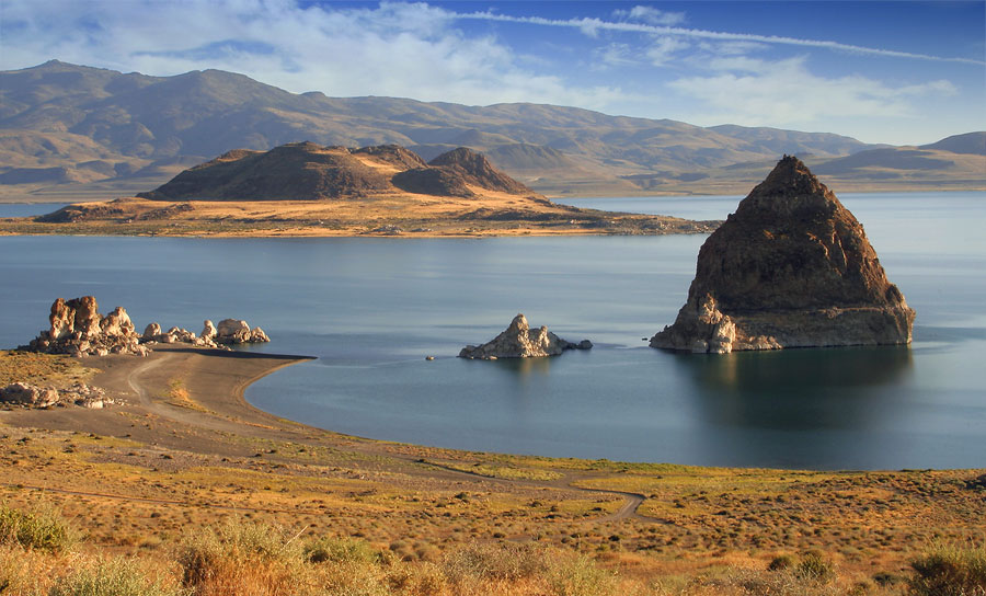 Pyramid Lake