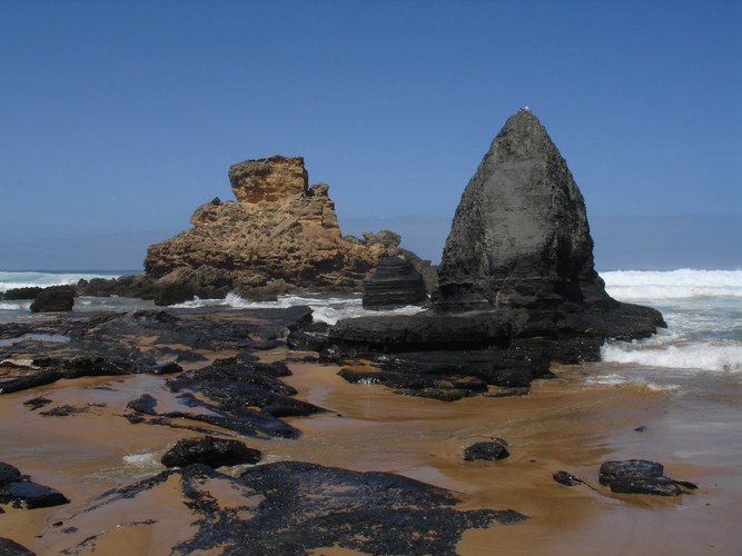 Pyramidal??? Praia do Castelejo - Costa Vicentina