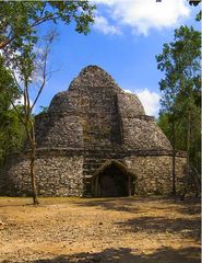 Pyramide bei Coba