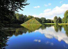 Pyramide im Branitzer Park 