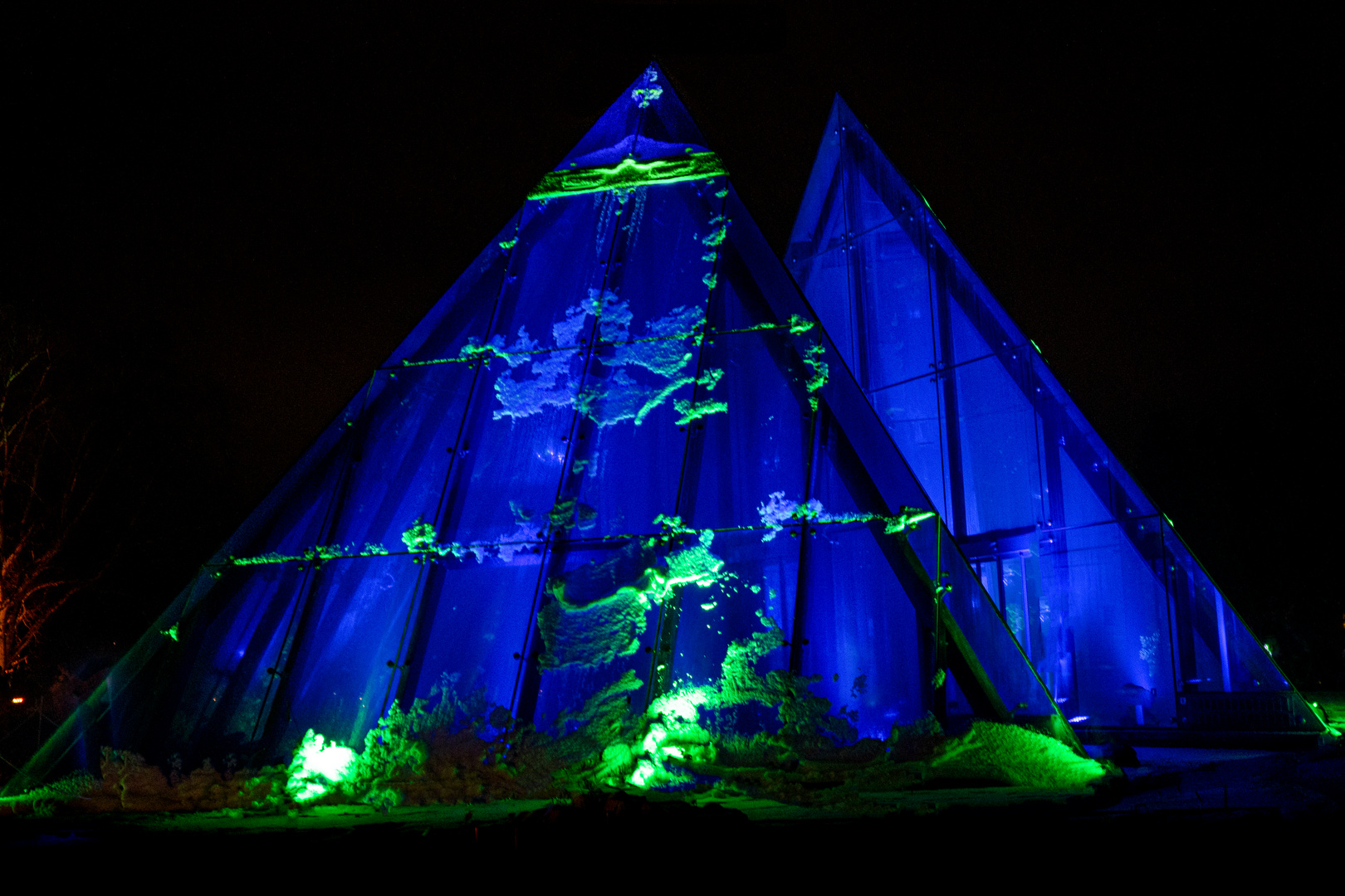 Pyramide im Chrismas Garden - Loki-Schmidt Park Hamburg